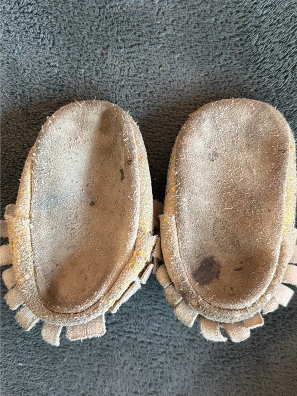 BirdRock Baby Gold Glitter Moccasin Shoes - Kids